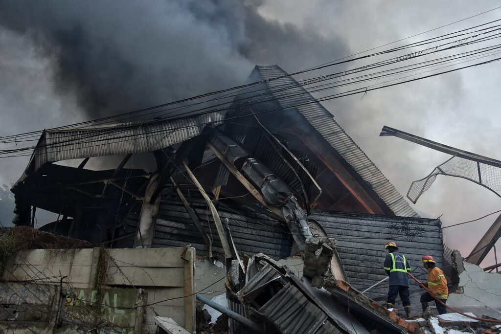 Kebakaran Pabrik Lilin di Bekasi, Sempat Terjadi Ledakan