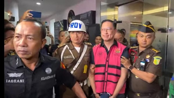 Tom Lembong Tersangka Korupsi Import Gula, Jaksa Telusuri Aliran Dana