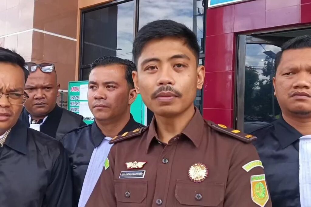 Jaksa Jovi Andrea Bachtiar Divonis 6 Bulan Penjara 1 Tahun Percobaan
