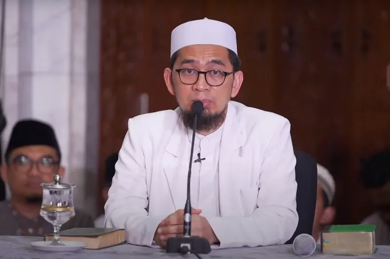 Ustaz Adi Hidayat Calon Pengganti Gus Miftah Sebagai Utusan Khusus Presiden
