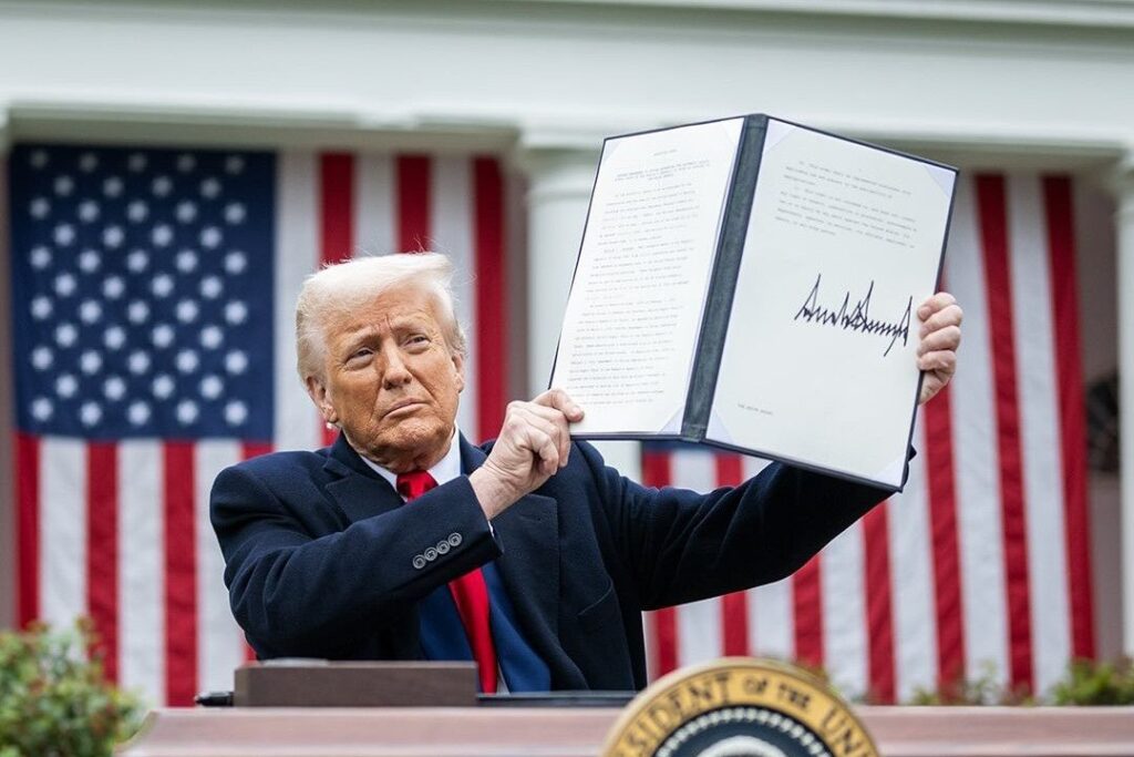 - Lintas Fokus Trump Naikan Tarif Impor Terhadap Sejumlah Negara