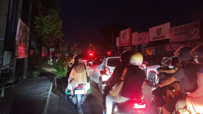 Bali Mati Lampu Hingga 12 Jam