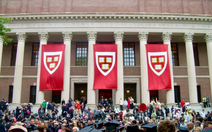 Mahasiswa RI di Harvard, 87 Orang Terancam Kebijakan Trump