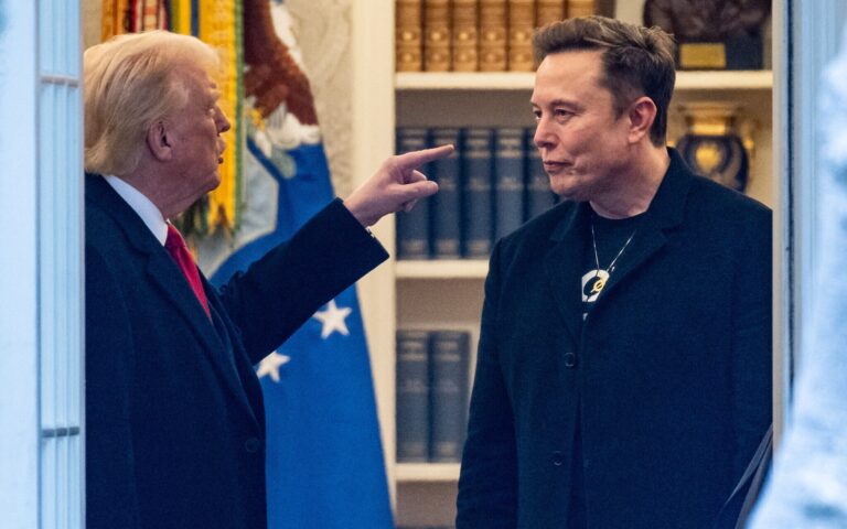 Elon Musk berseteru dengan Donald Trump soal mega-RUU utang
