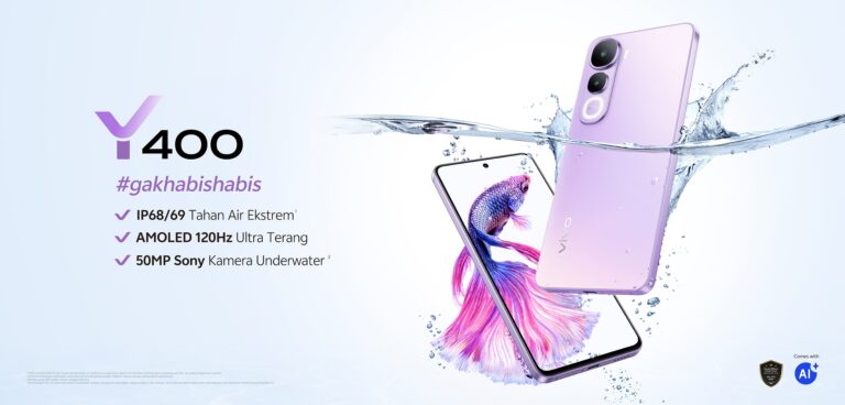 Vivo Y400 ungu terendam air menampilkan layar ikan warna-warni.