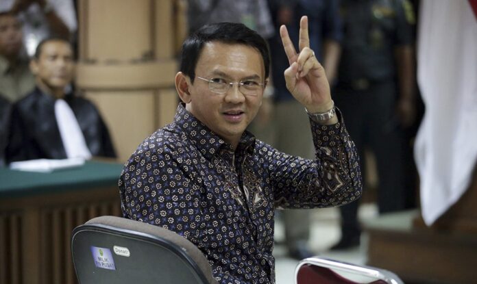 Ahok tersorot di kasus LNG.