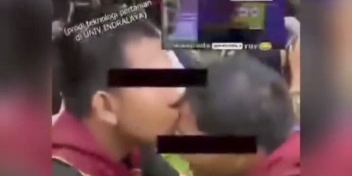 Universitas Sriwijaya jadi sorotan usai video ospek viral.