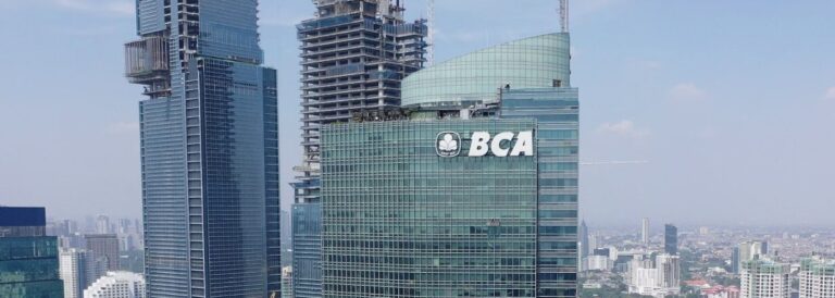 BBCA Turun ke level terendah 3 tahun.