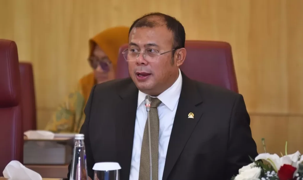 Pernyataan Cucun Ahmad Syamsurijal yang menyebut MBG tak perlu ahli gizi memicu badai kritik.