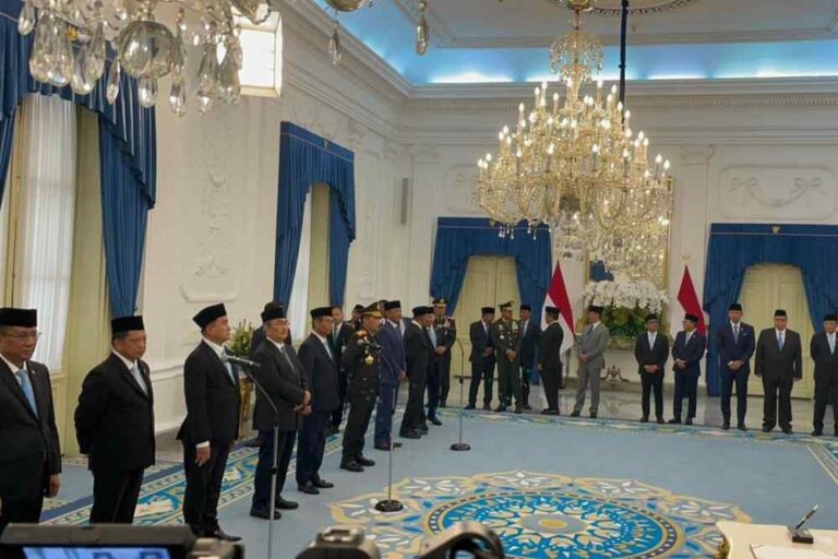 Komite Reformasi Polri resmi dilantik.