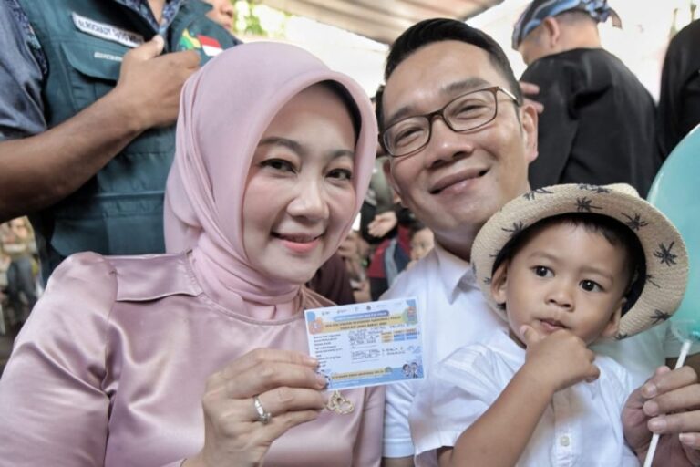 Kasus cerai Atalia Praratya dari Ridwan Kamil bikin publik heboh.