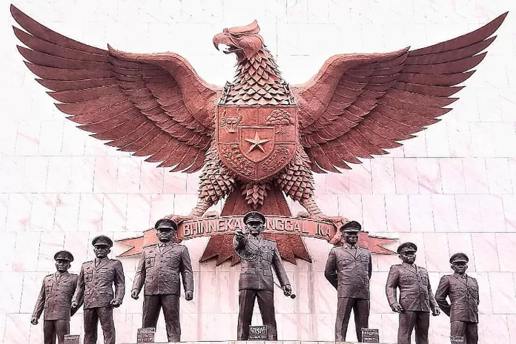 Mengenang Fakta Sejarah G30S PKI, Teori dan Konspirasi