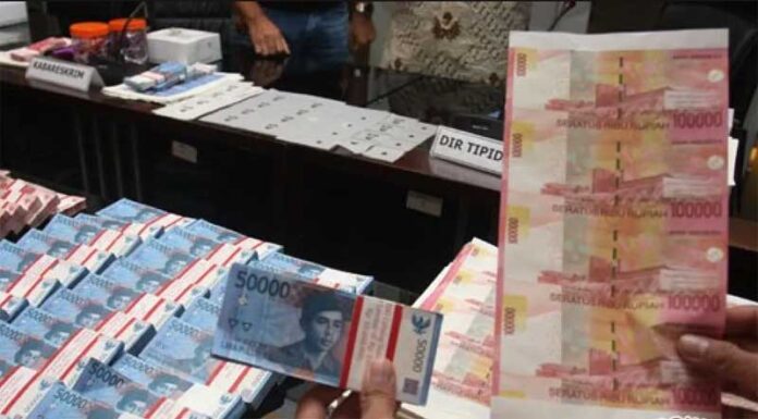 Pabrik Uang Palsu di Kampus UIN Alauddin Makassar Miliaran Rupiah di Amankan Pabrik Uang Palsu di Kampus UIN Alauddin Makassar, Miliaran Rupiah di Amankan