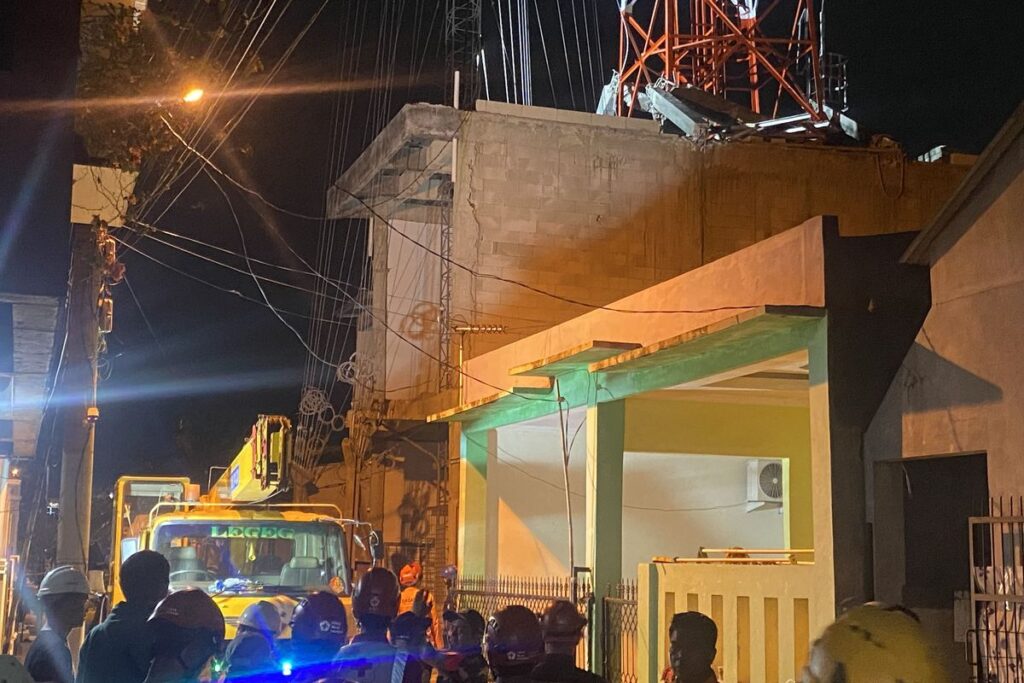 Coran Tower Bekasi Ambruk Hingga Memakan Korban Jiwa