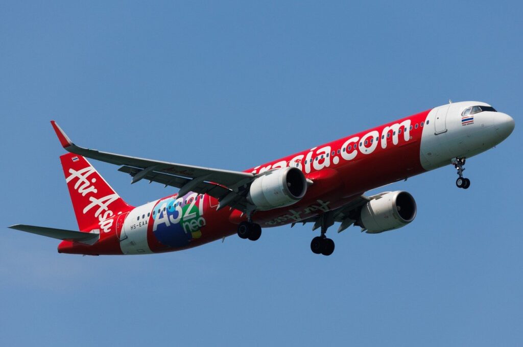 Heboh pesawat AirAsia “salah mendarat” di Seoul.