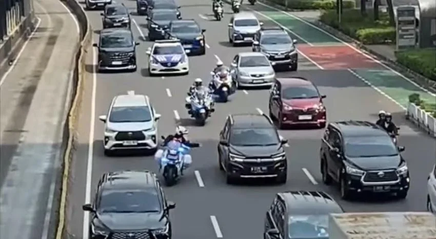 Strobo disalahgunakan makin meresahkan.