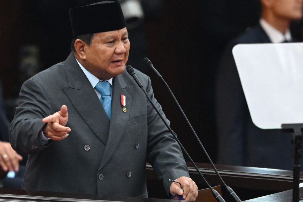 Serakahnomics disorot Prabowo.