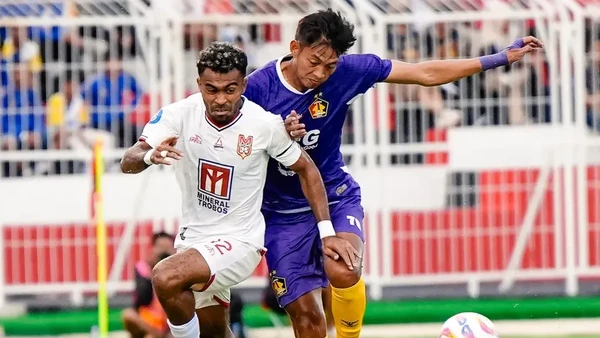 Malut United vs Persik Kediri berakhir 1-2.