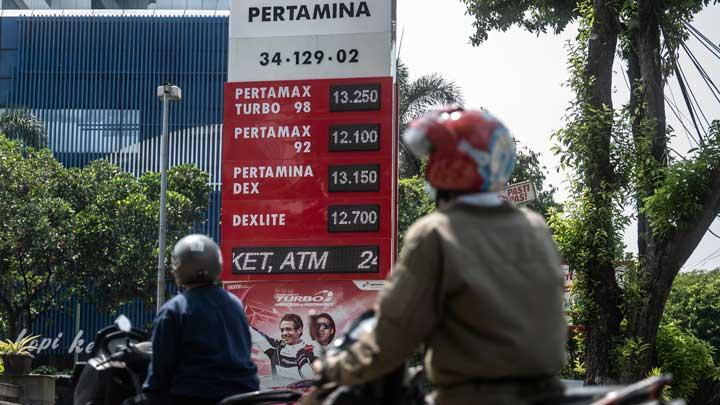Harga BBM hari ini resmi diperbarui.