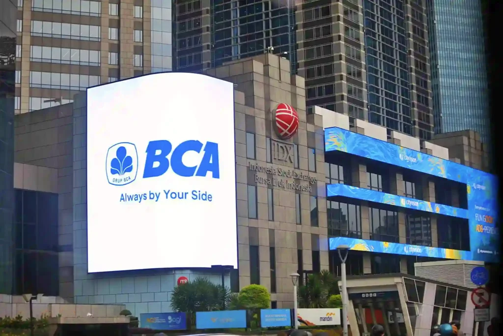 Deviden BBCA sedang diburu.