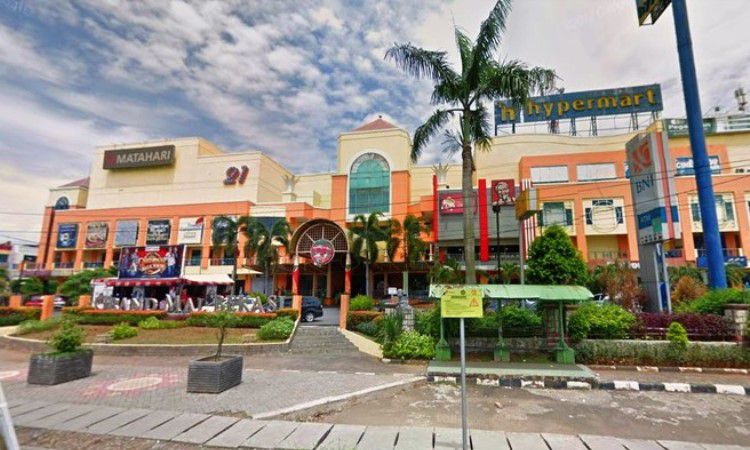 Grand Mall Bekasi tutup.
