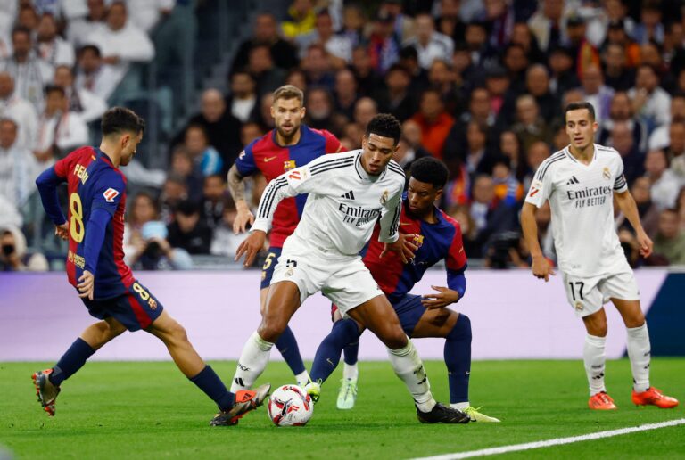 Real Madrid vs Barcelona di Bernabéu, 26 Okt 2025.
