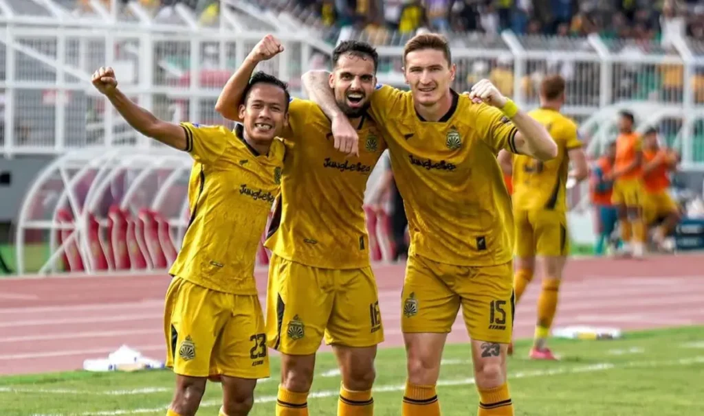 Semen Padang vs Bhayangkara FC: Pukulan Pahit 0-1
