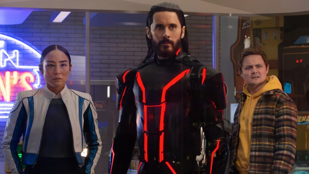 “Ares” membawa Tron ke level baru.
