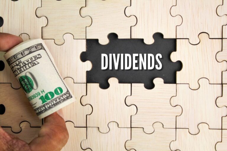 Mau cuan cashflow awal tahun? Cek daftar emiten yang bagi dividen Januari 2026 lengkap dengan tanggal cum, recording, dan jadwal cairnya.