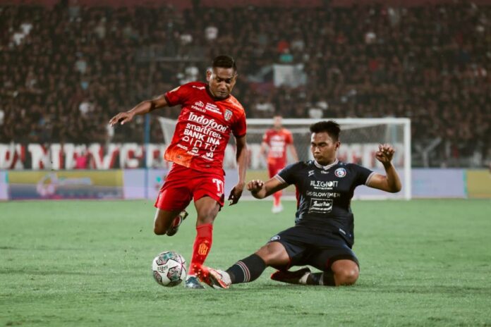 Arema FC vs Bali United digelar 19.00 WIB di Dipta. Arema FC vs Bali United digelar 19.00 WIB di Dipta.